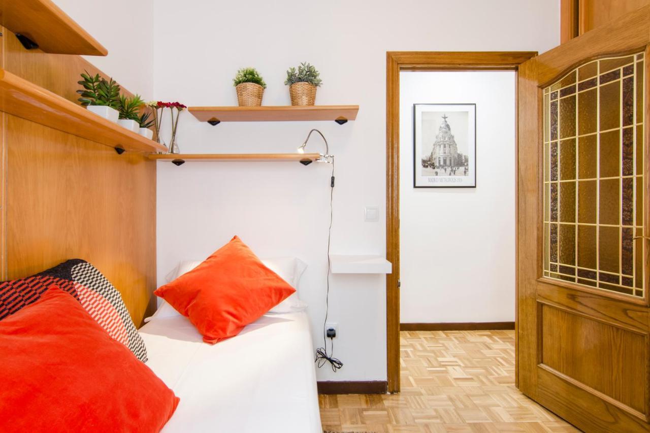 Huertas, 58 Apartment Madrid Luaran gambar