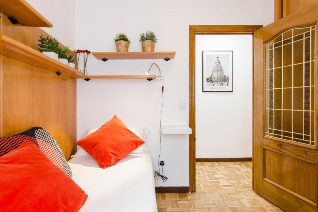 Huertas, 58 Apartment Madrid Luaran gambar